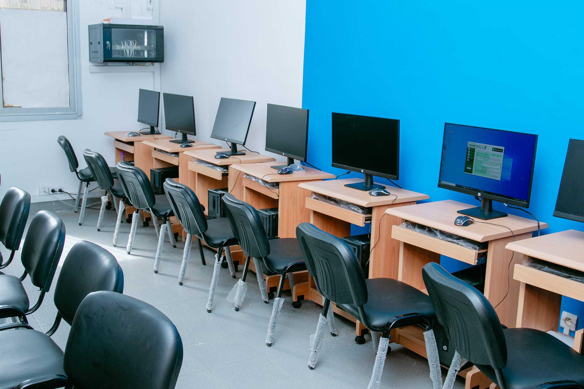 347842445_204116038677138_1393852247410306613_n